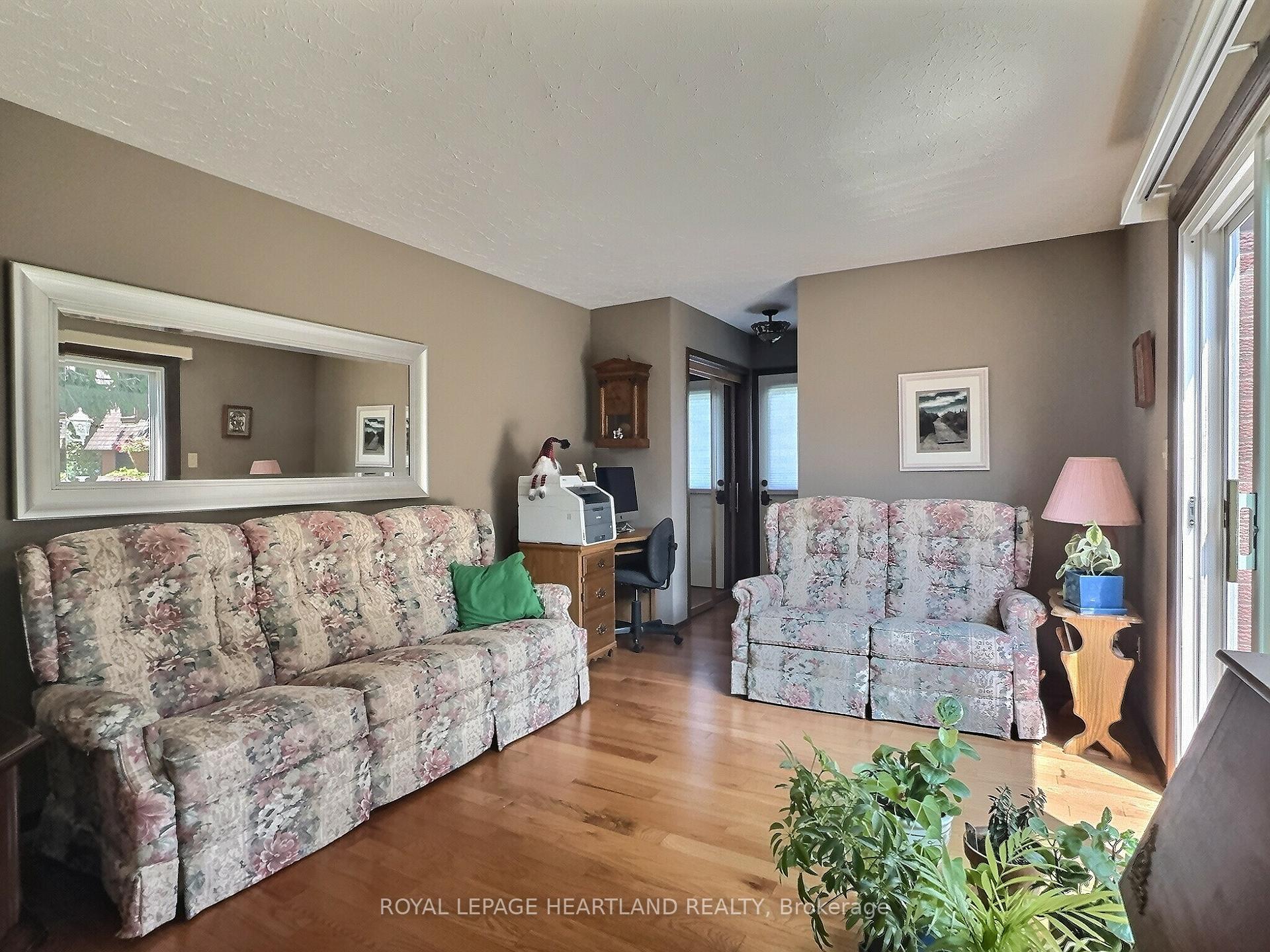 Photo 30 of 261 Churchill Drive, South Huron, Exeter — HOMEH