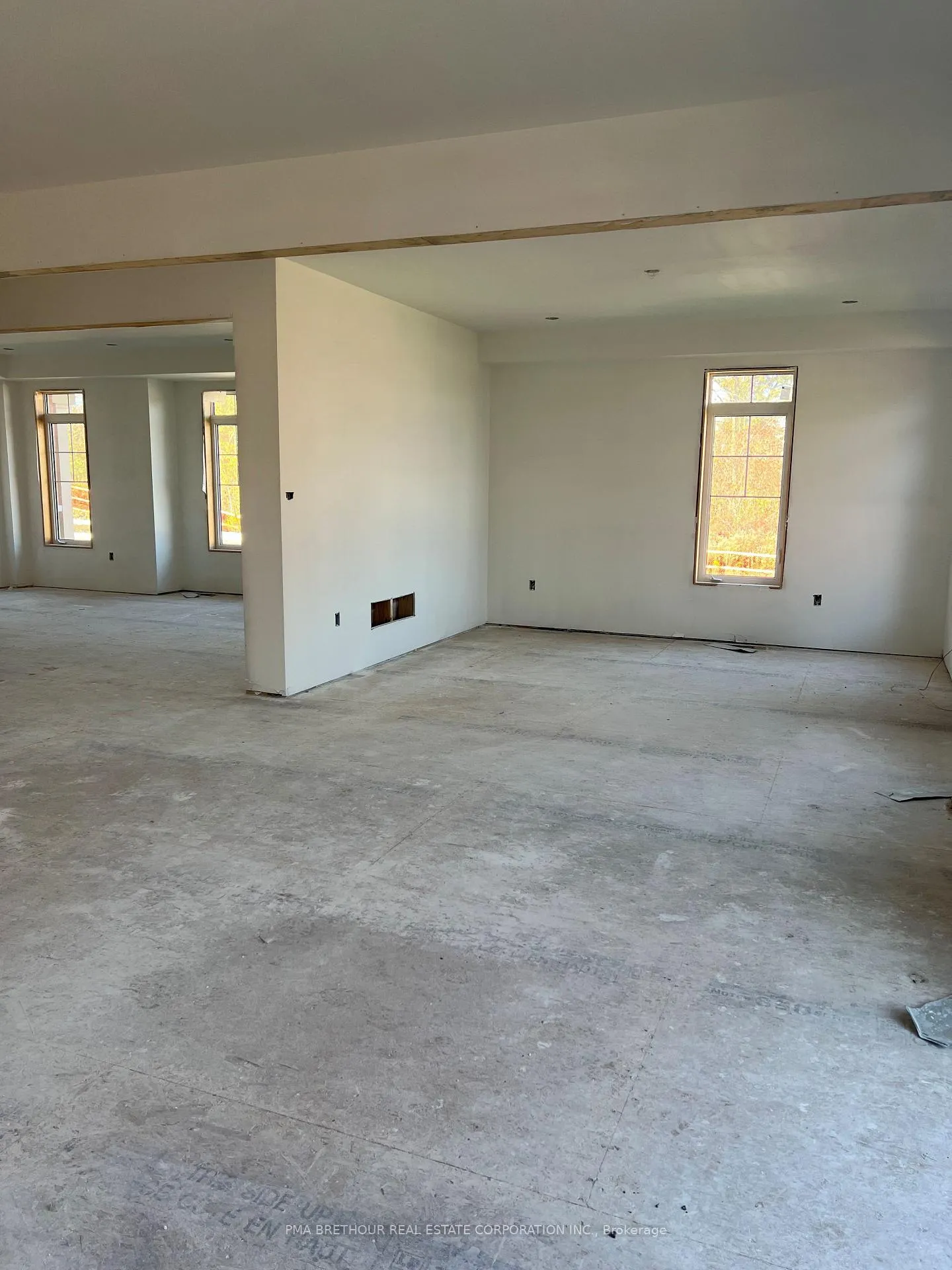 Photo 14 of 3 Holden Court, Scugog, Port Perry — HOMEH