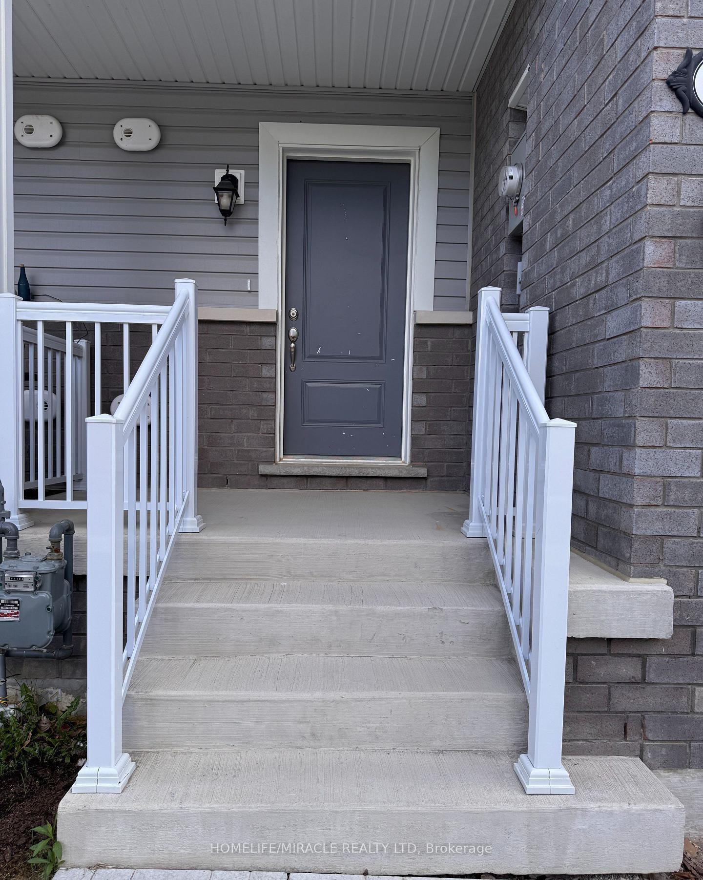 Photo 3 of 118 Winters Way, Shelburne — HOMEH