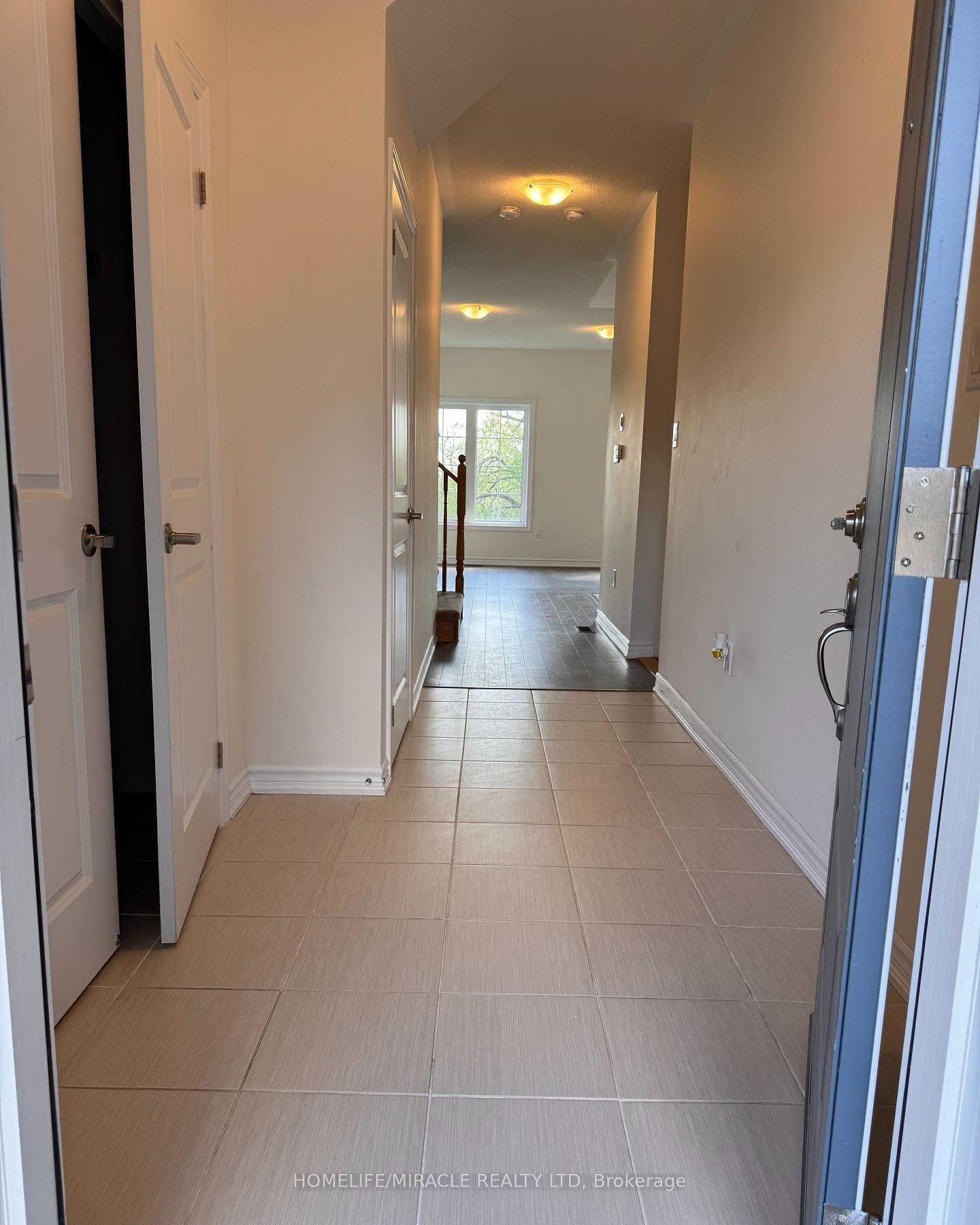 Photo 4 of 118 Winters Way, Shelburne — HOMEH