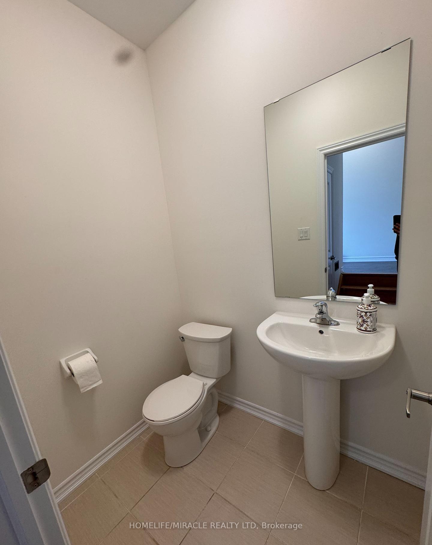 Photo 14 of 118 Winters Way, Shelburne — HOMEH