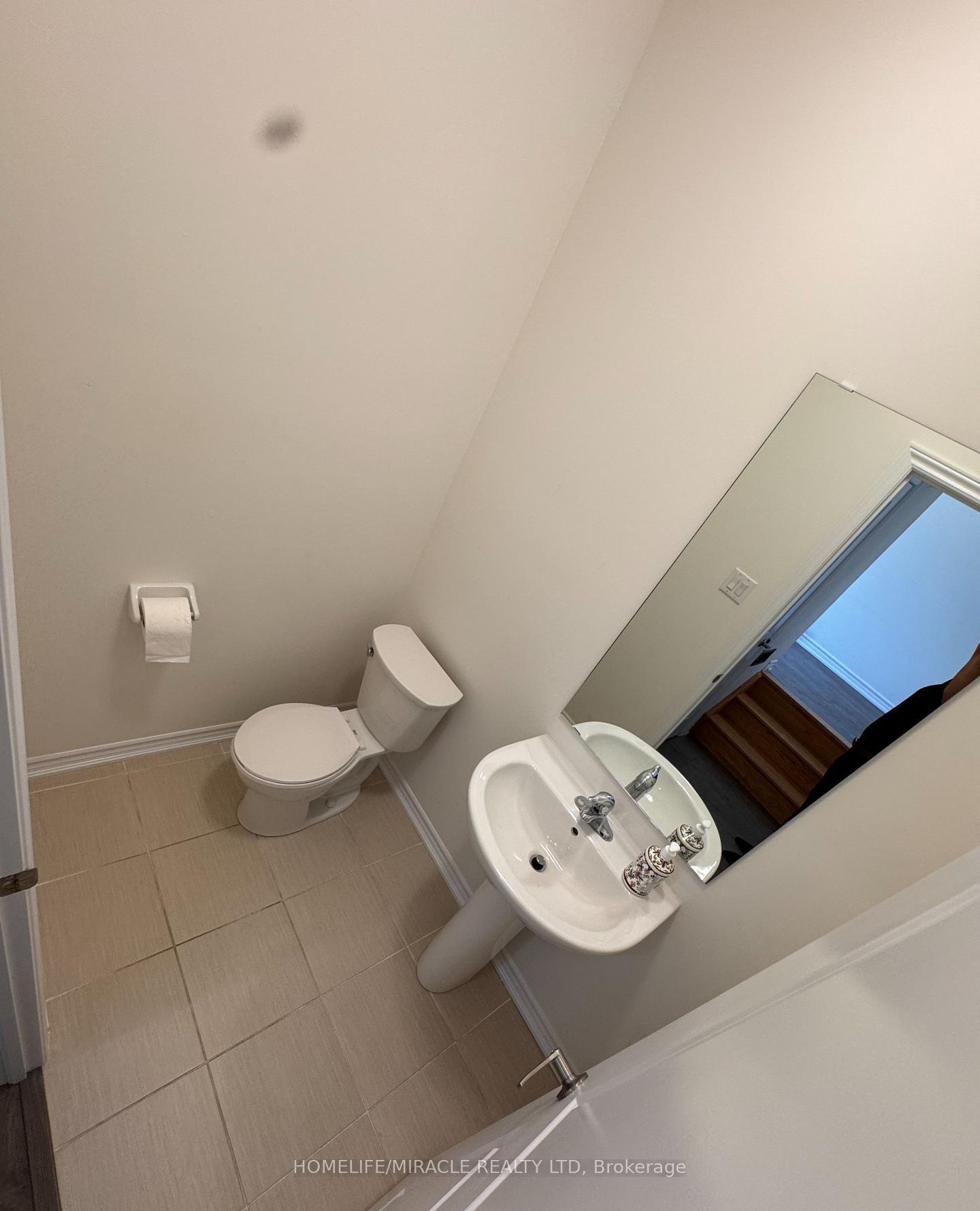 Photo 15 of 118 Winters Way, Shelburne — HOMEH