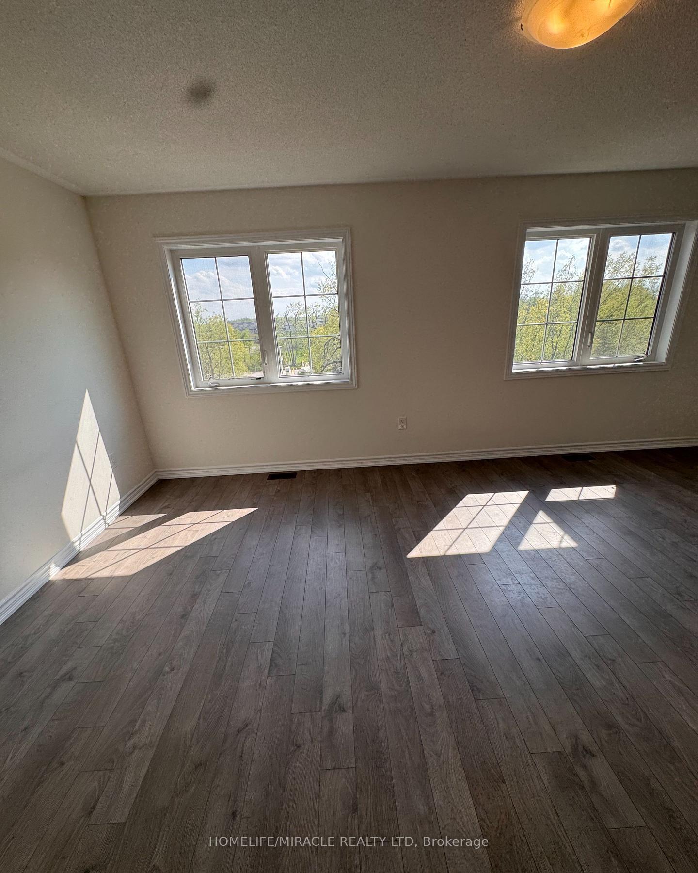 Photo 31 of 118 Winters Way, Shelburne — HOMEH