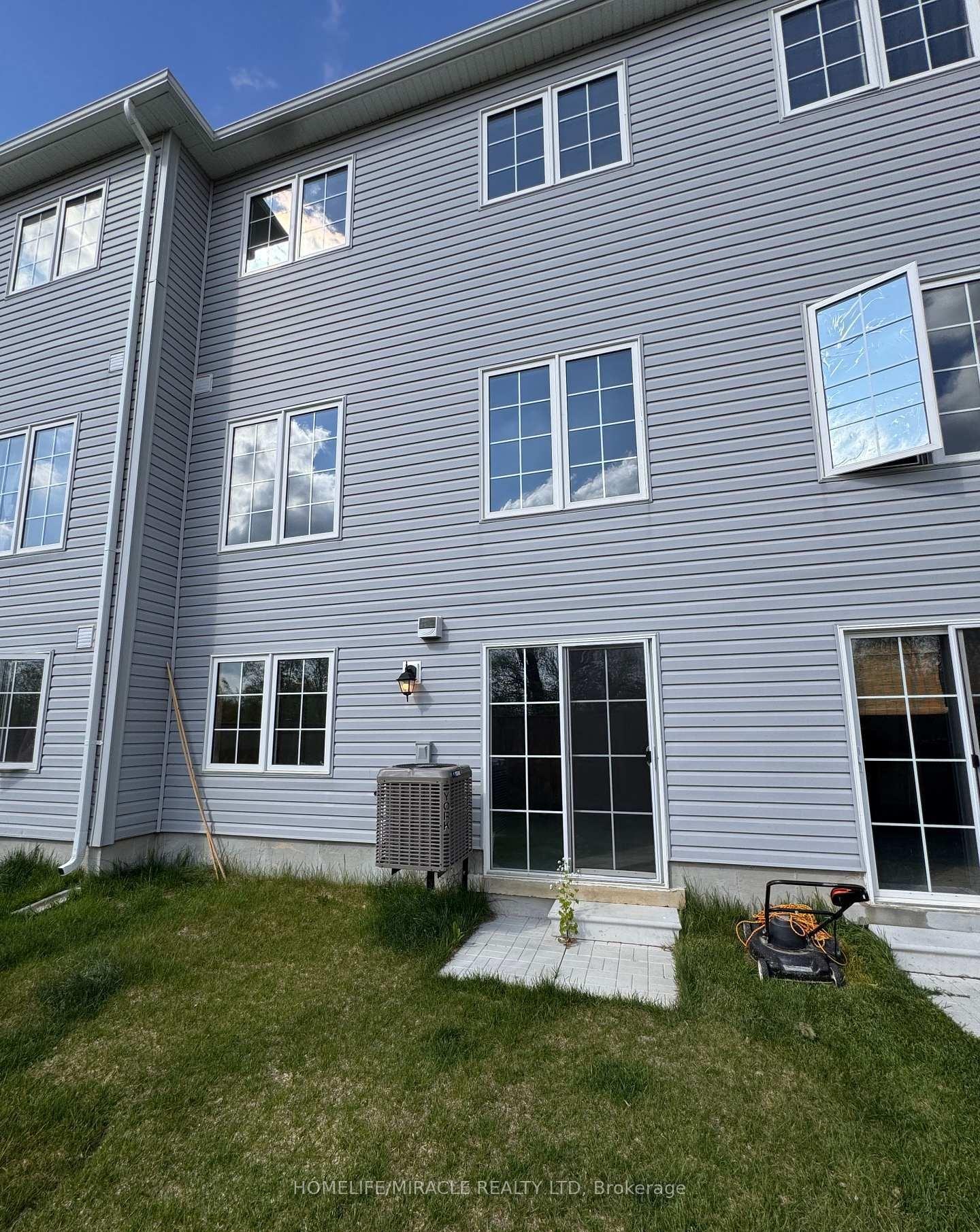 Photo 35 of 118 Winters Way, Shelburne — HOMEH