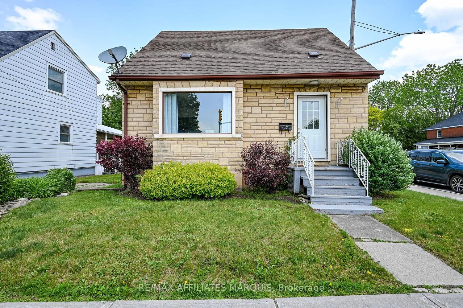 Photo 3 of 157 Elmsley Street N, Smiths Falls — HOMEH
