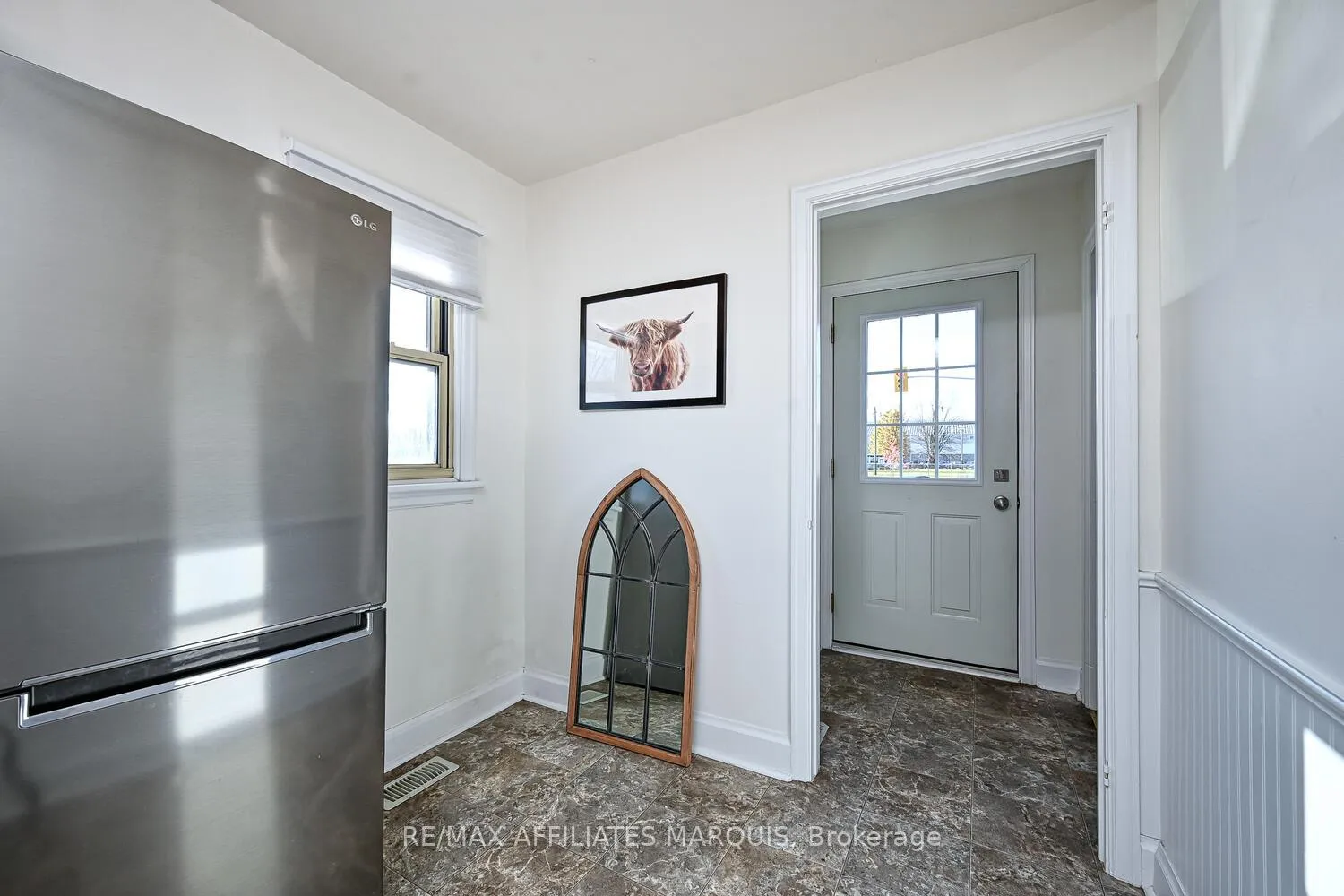 Photo 19 of 157 Elmsley Street N, Smiths Falls — HOMEH