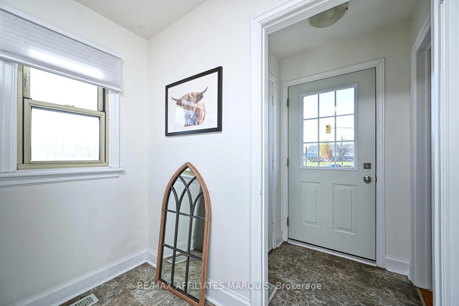 Photo 20 of 157 Elmsley Street N, Smiths Falls — HOMEH