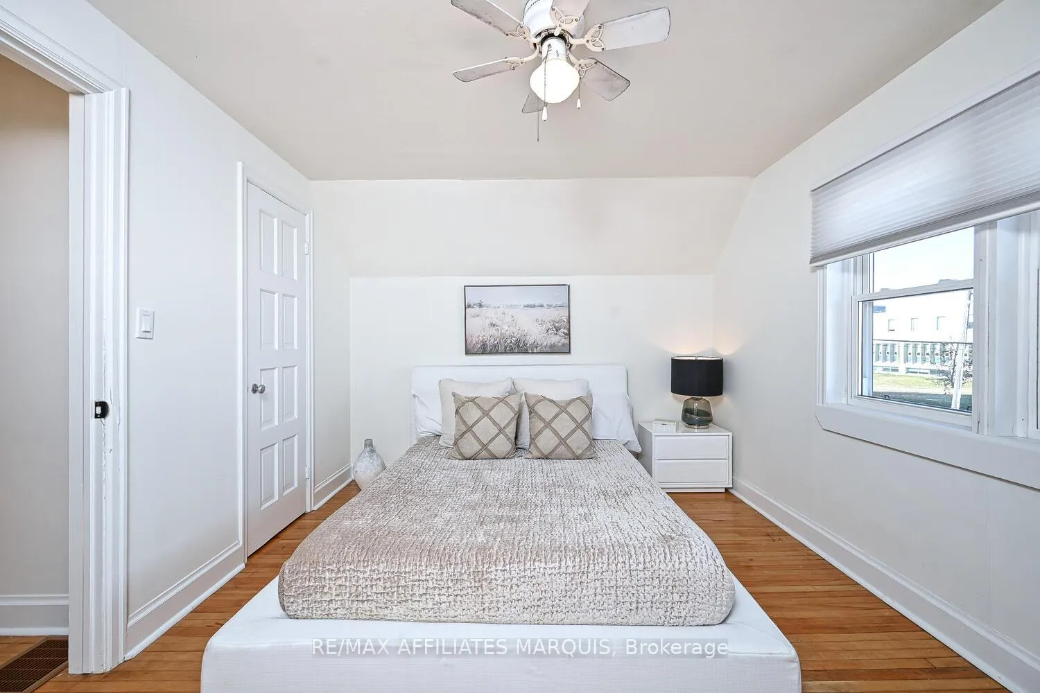 Photo 23 of 157 Elmsley Street N, Smiths Falls — HOMEH