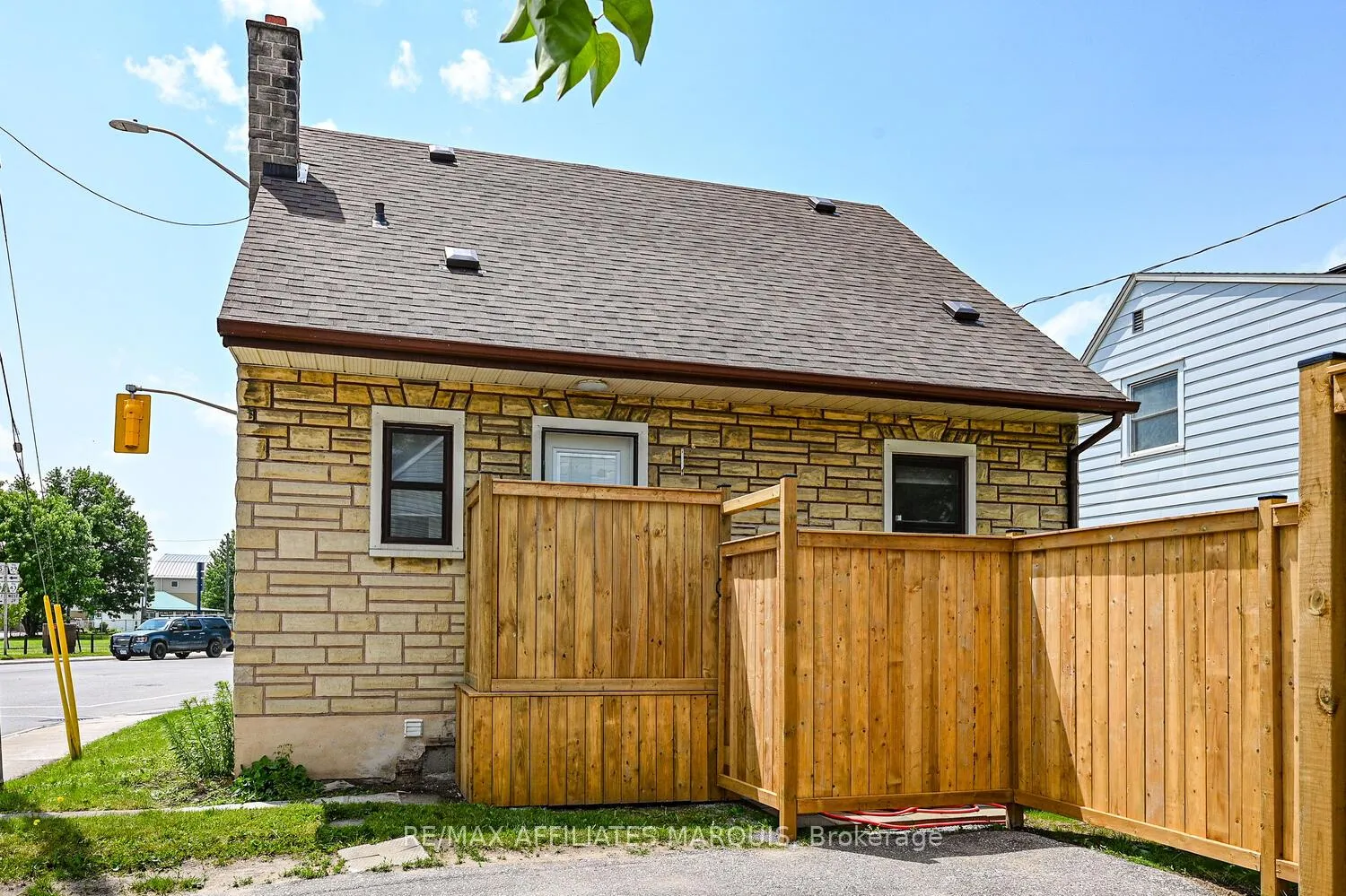 Photo 37 of 157 Elmsley Street N, Smiths Falls — HOMEH