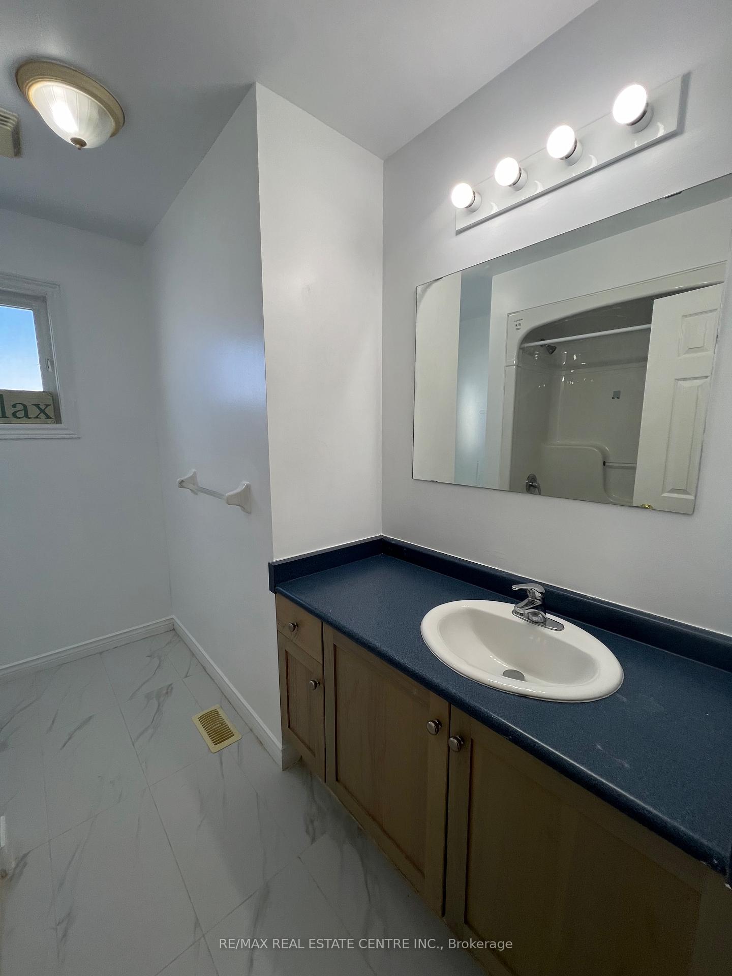 Photo 9 of 317 Longbow Street, Shelburne — HOMEH