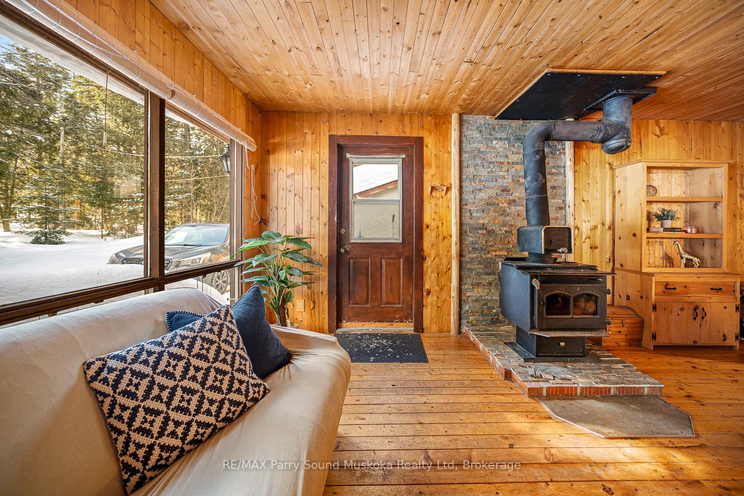 Photo 11 of 82 Bradley Road, Seguin — HOMEH