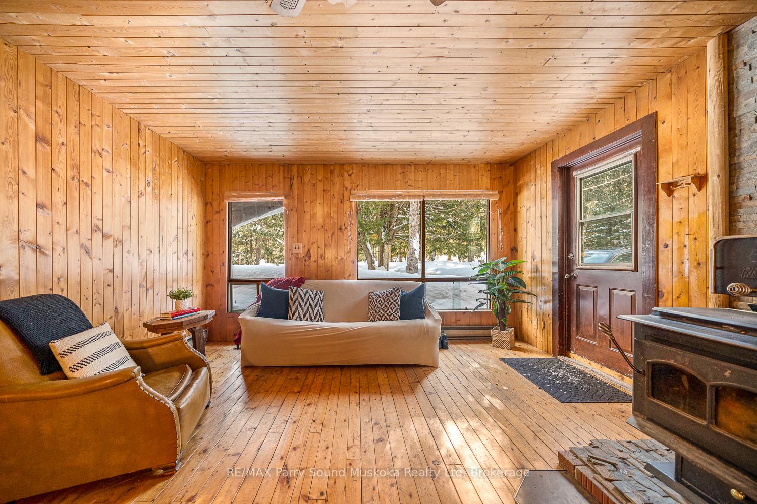 Photo 12 of 82 Bradley Road, Seguin — HOMEH