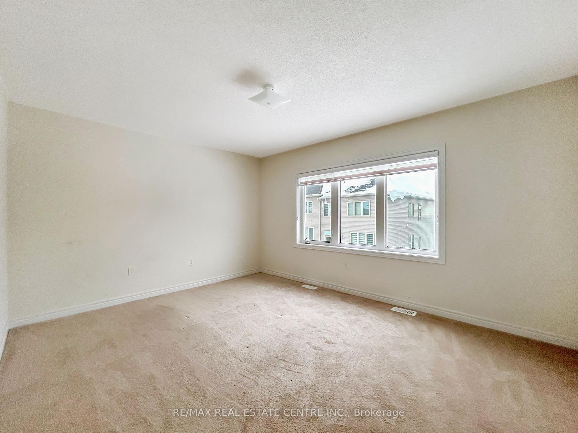 Photo 15 of 723 Potawatomi Crescent, Shelburne — HOMEH