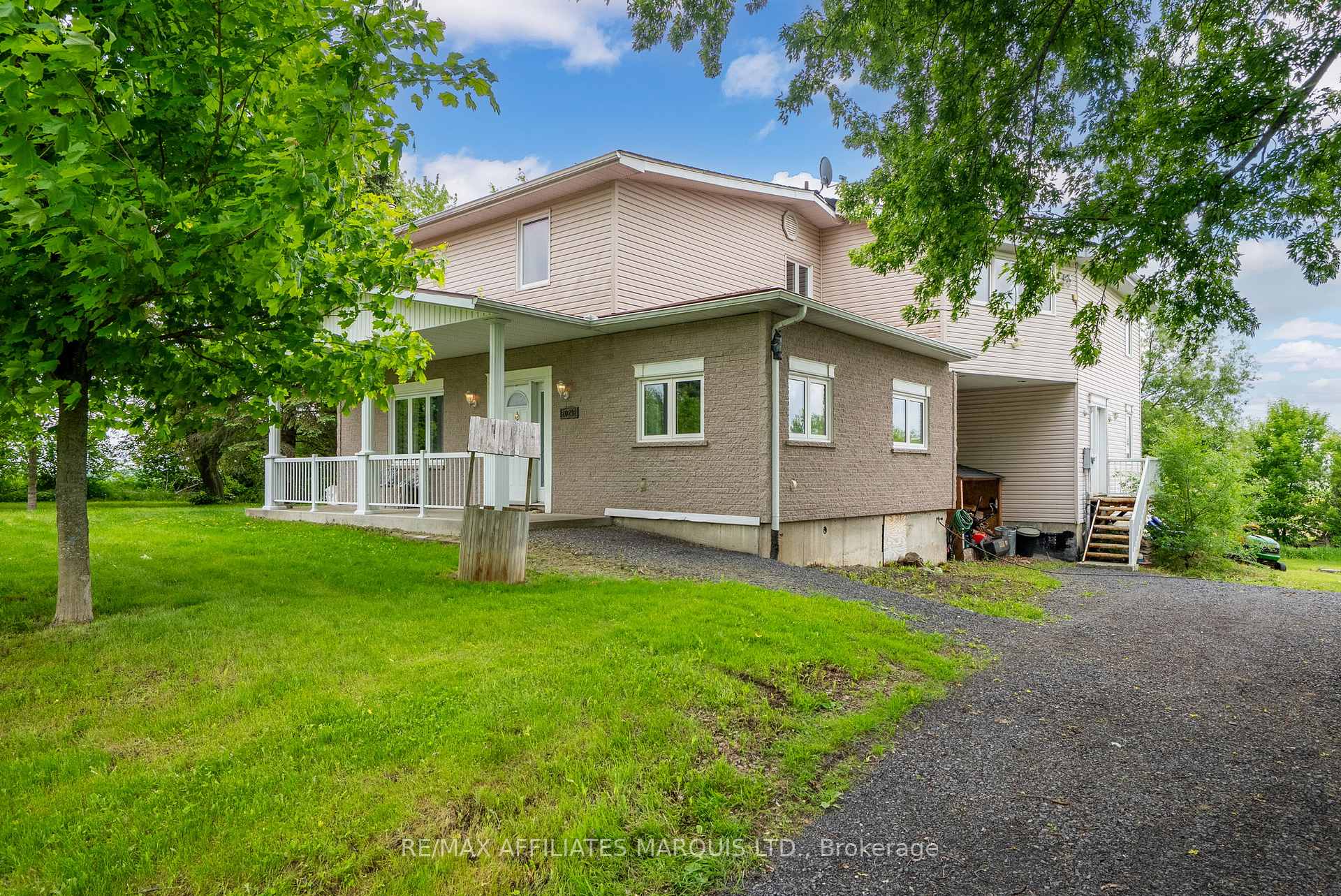 Photo 2 of 20292 County 25 Road, South Glengarry, South Glengarry (Charlottenburgh) Twp — HOMEH