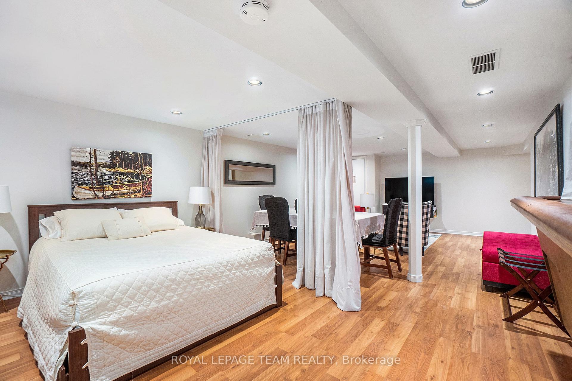 Photo 33 of 14 Riverbrook Road, Ottawa, Arlington Woods — HOMEH