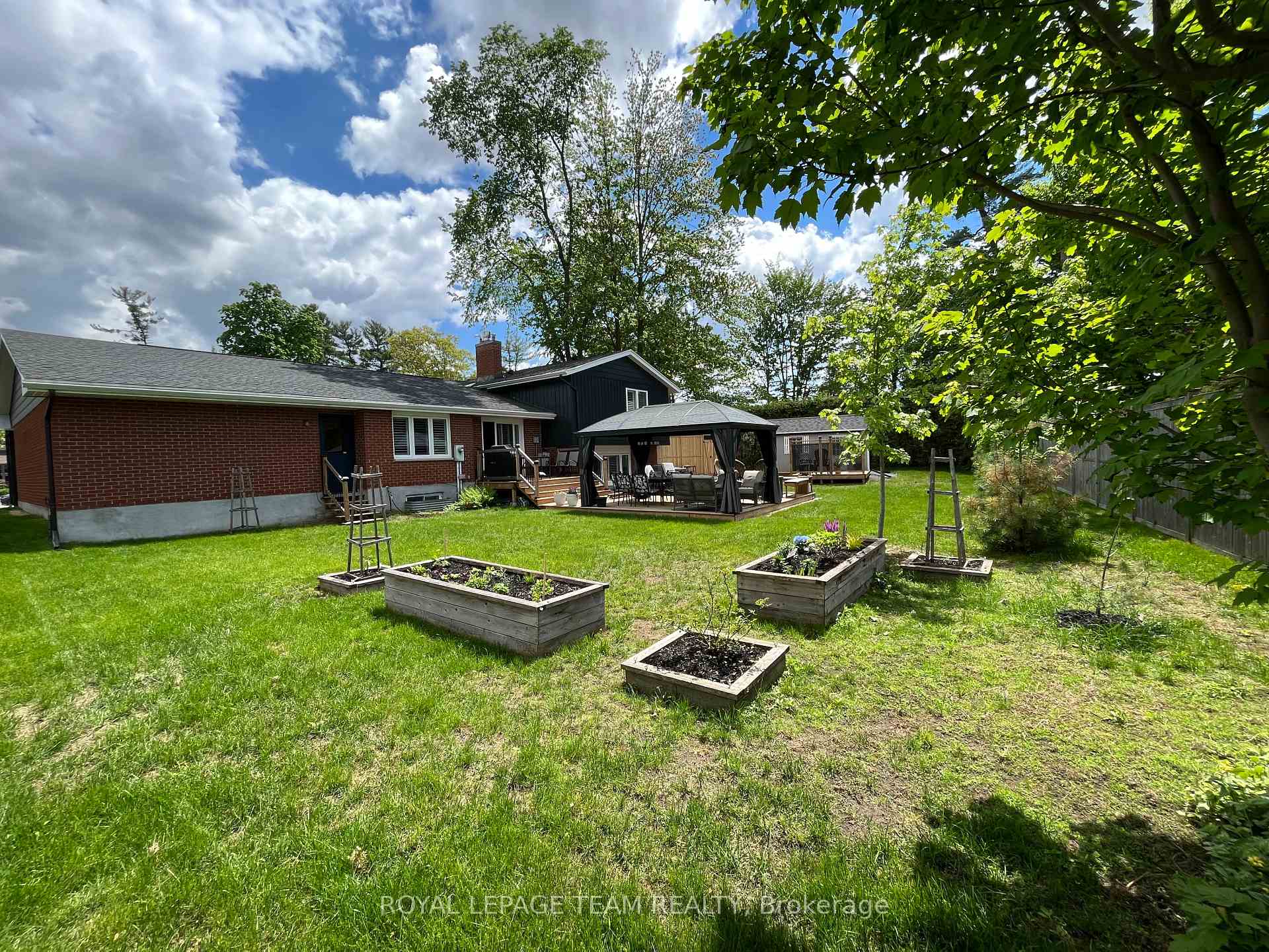 Photo 40 of 14 Riverbrook Road, Ottawa, Arlington Woods — HOMEH