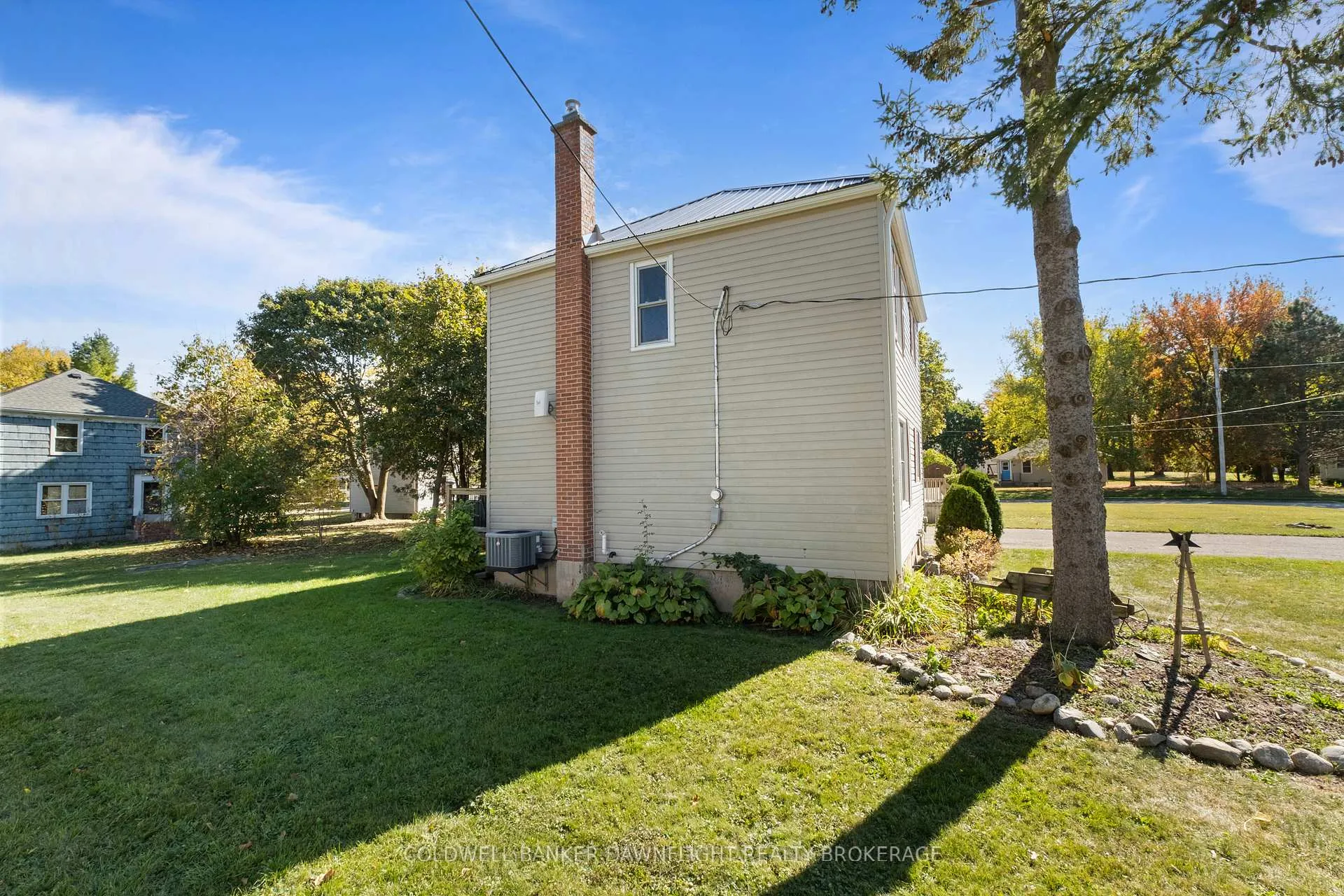 Photo 21 of 106 Kensington Crescent, South Huron, Stephen — HOMEH
