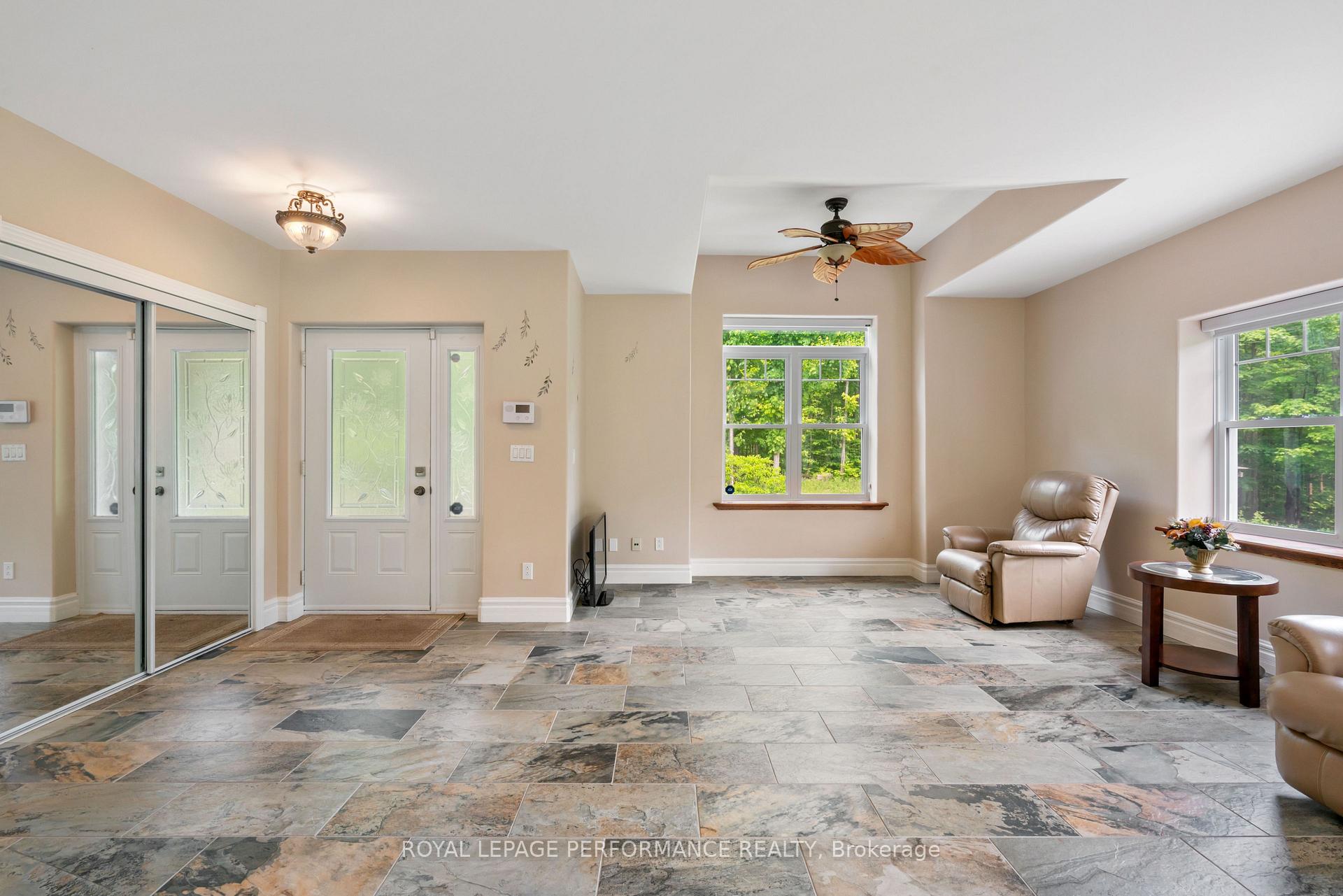 Photo 3 of 18780 Beaverbrook Road, South Glengarry, South Glengarry (Charlottenburgh) Twp — HOMEH