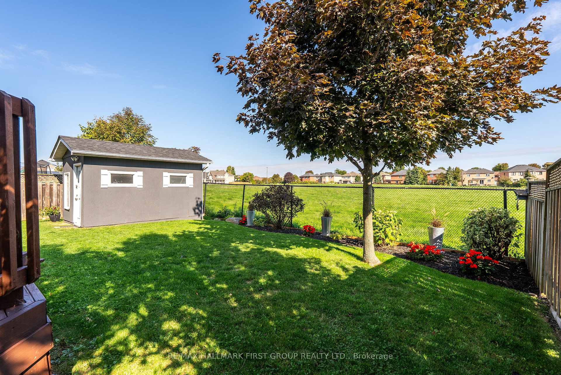 Photo 33 of 27 Robin Trail, Scugog, Port Perry — HOMEH