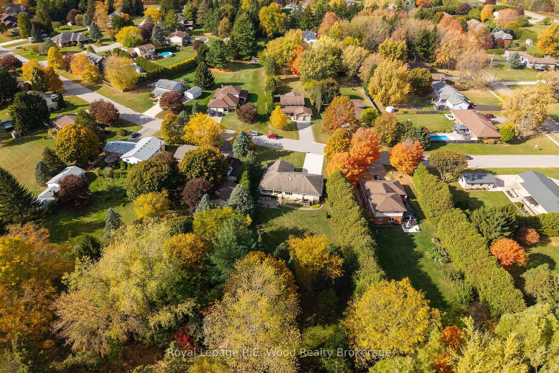 Photo 7 of 39710 Shady Lane Crescent, Southwold, Talbotville — HOMEH