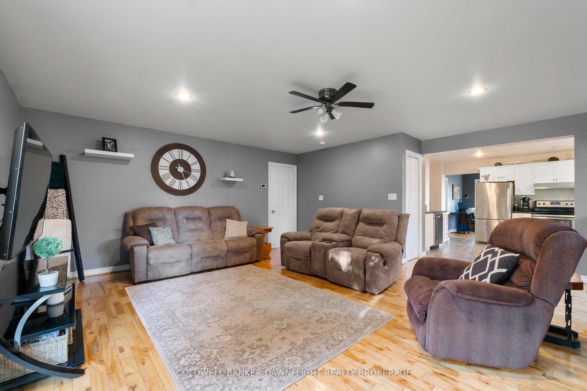 Photo 6 of 369 Marlborough Street, South Huron, Exeter — HOMEH