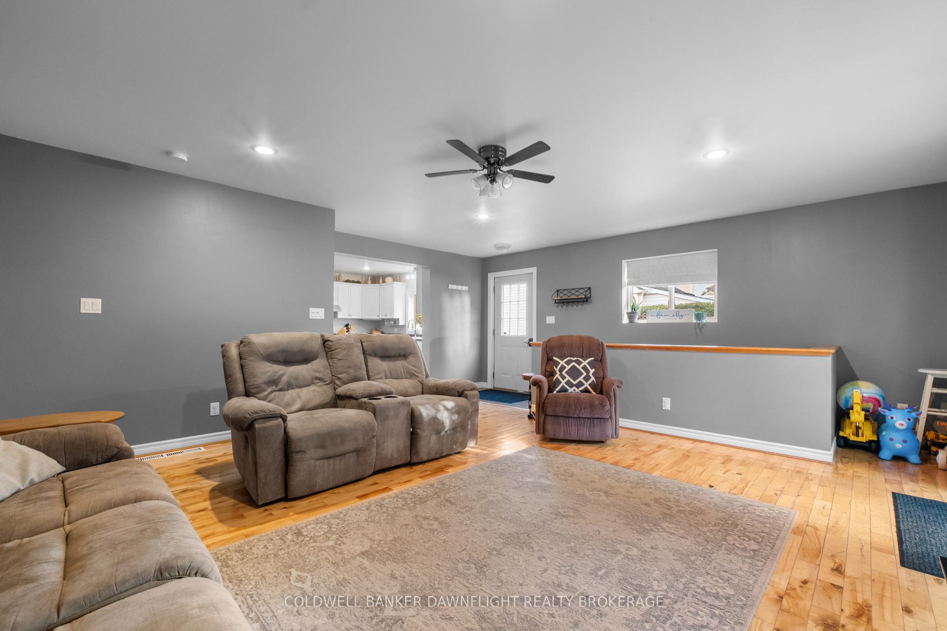 Photo 7 of 369 Marlborough Street, South Huron, Exeter — HOMEH
