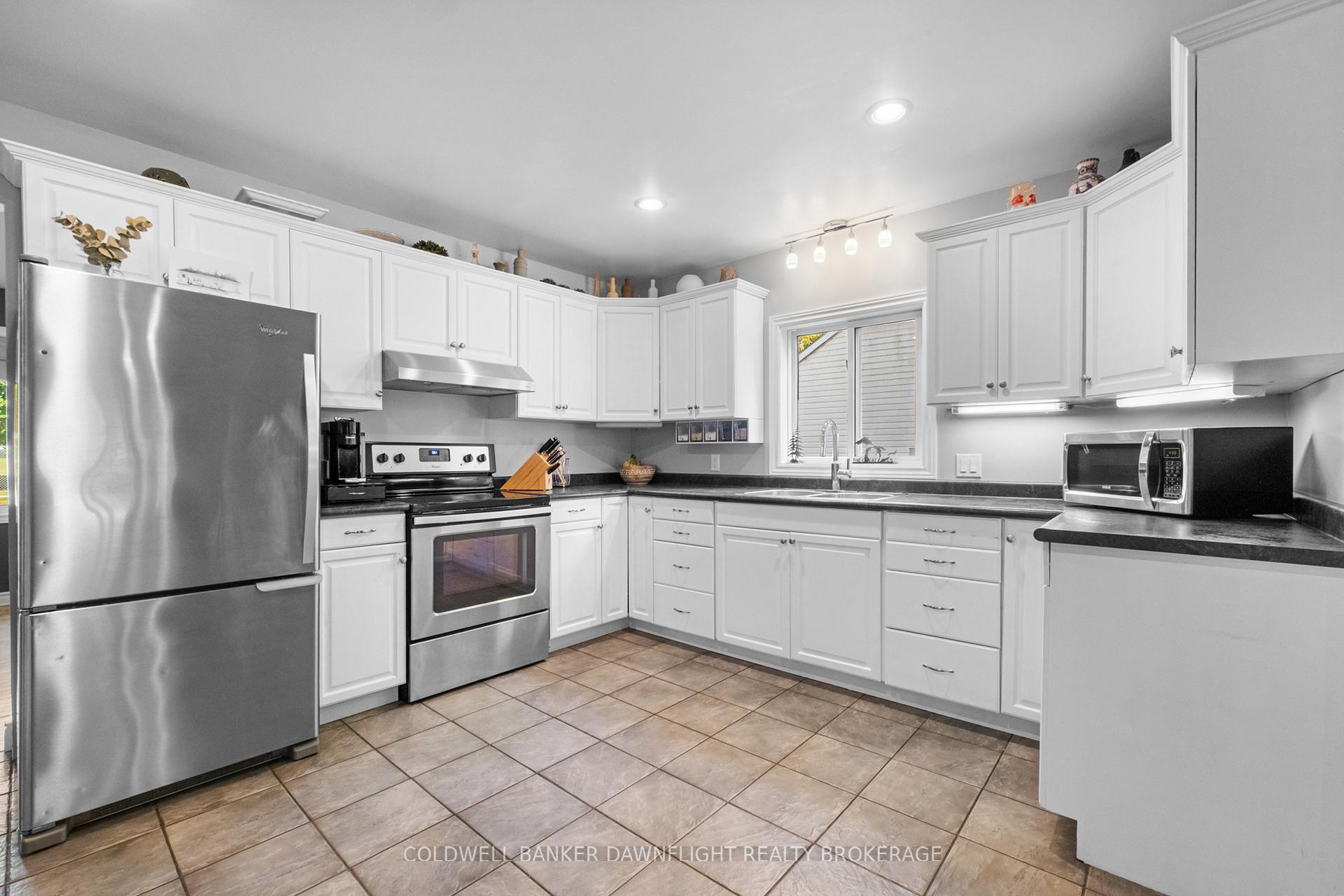 Photo 8 of 369 Marlborough Street, South Huron, Exeter — HOMEH