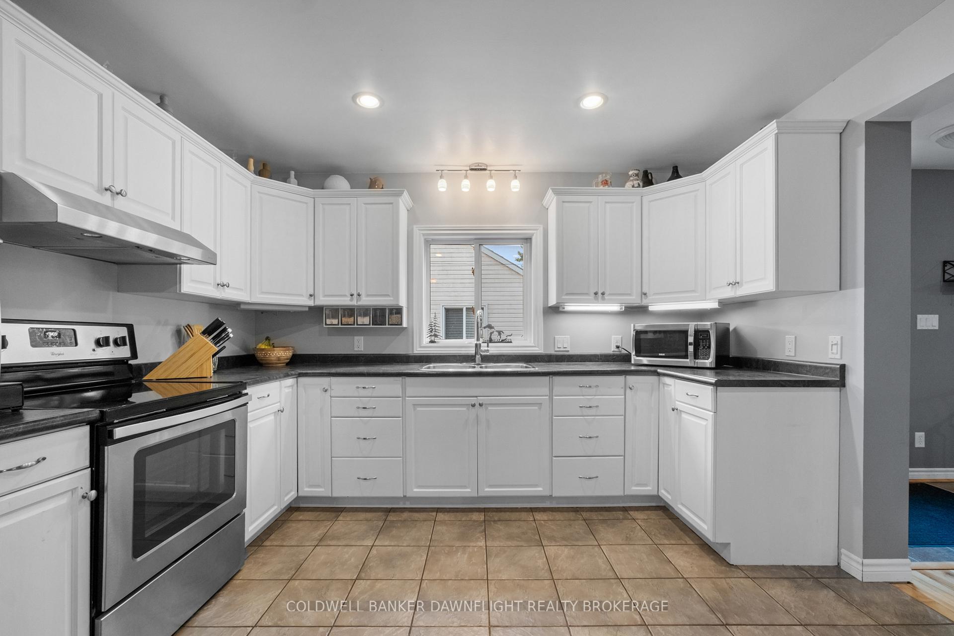 Photo 9 of 369 Marlborough Street, South Huron, Exeter — HOMEH