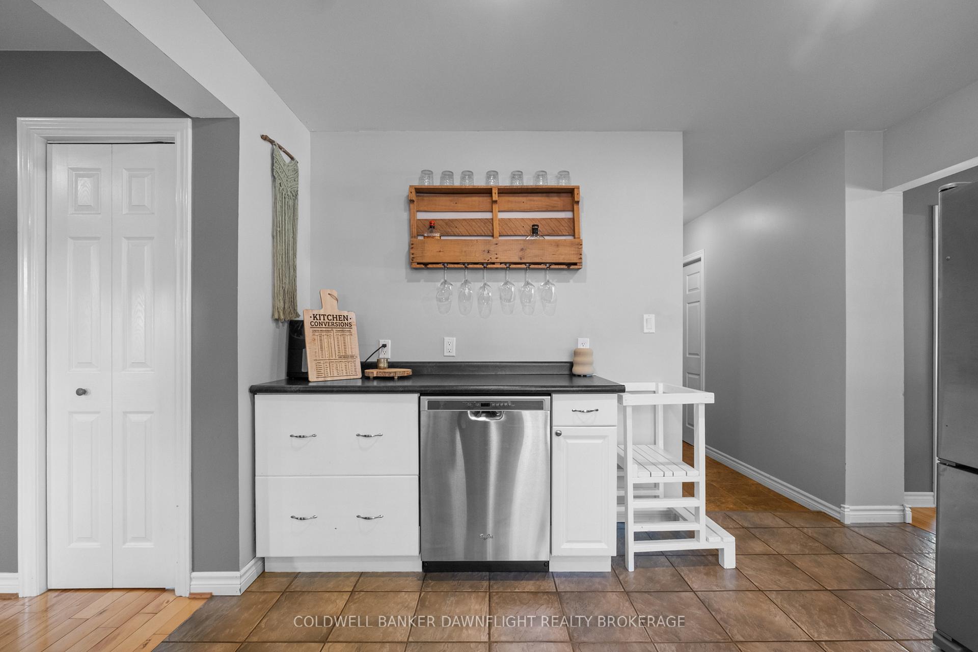 Photo 11 of 369 Marlborough Street, South Huron, Exeter — HOMEH