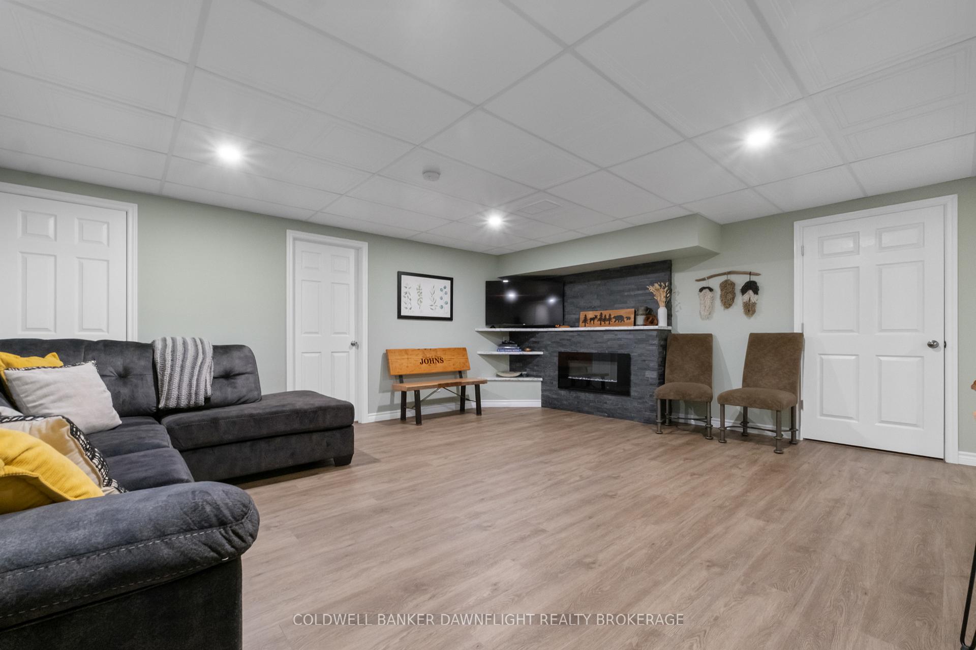 Photo 26 of 369 Marlborough Street, South Huron, Exeter — HOMEH