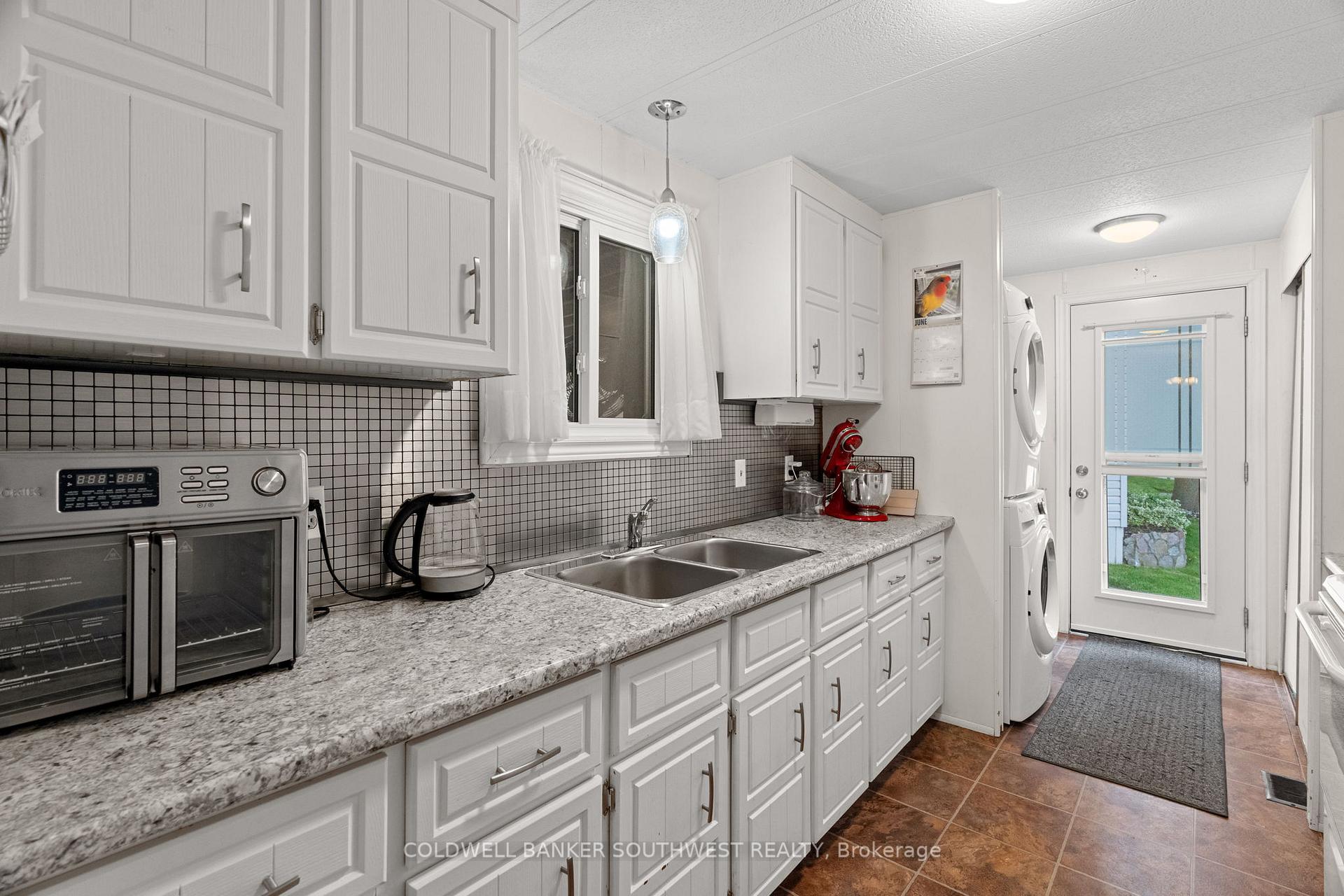 Photo 16 of 265 Pebble Beach Parkway, South Huron, Stephen — HOMEH