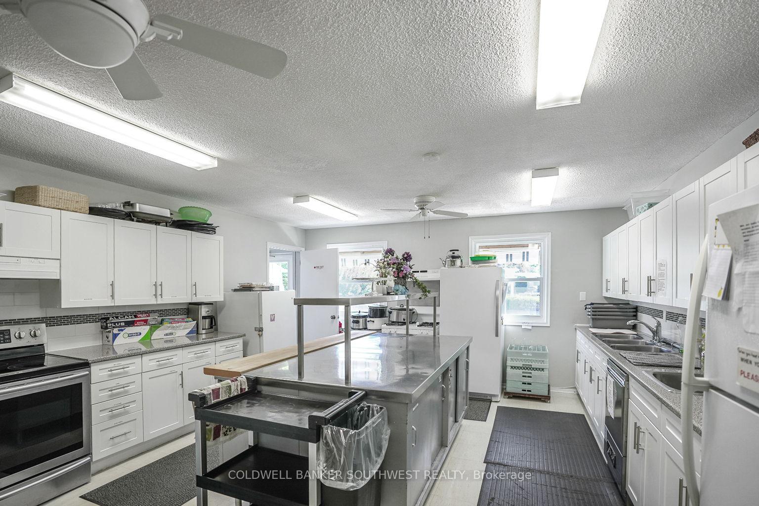 Photo 31 of 265 Pebble Beach Parkway, South Huron, Stephen — HOMEH