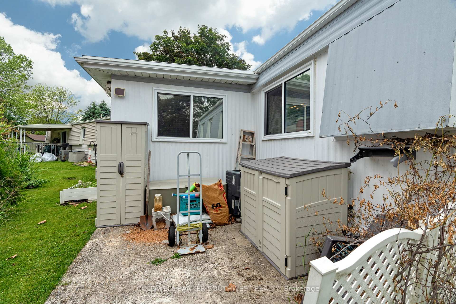 Photo 32 of 265 Pebble Beach Parkway, South Huron, Stephen — HOMEH