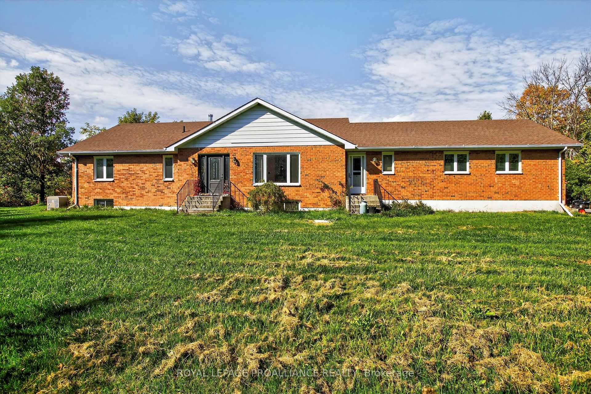 Front of 1592 12th Line Smith