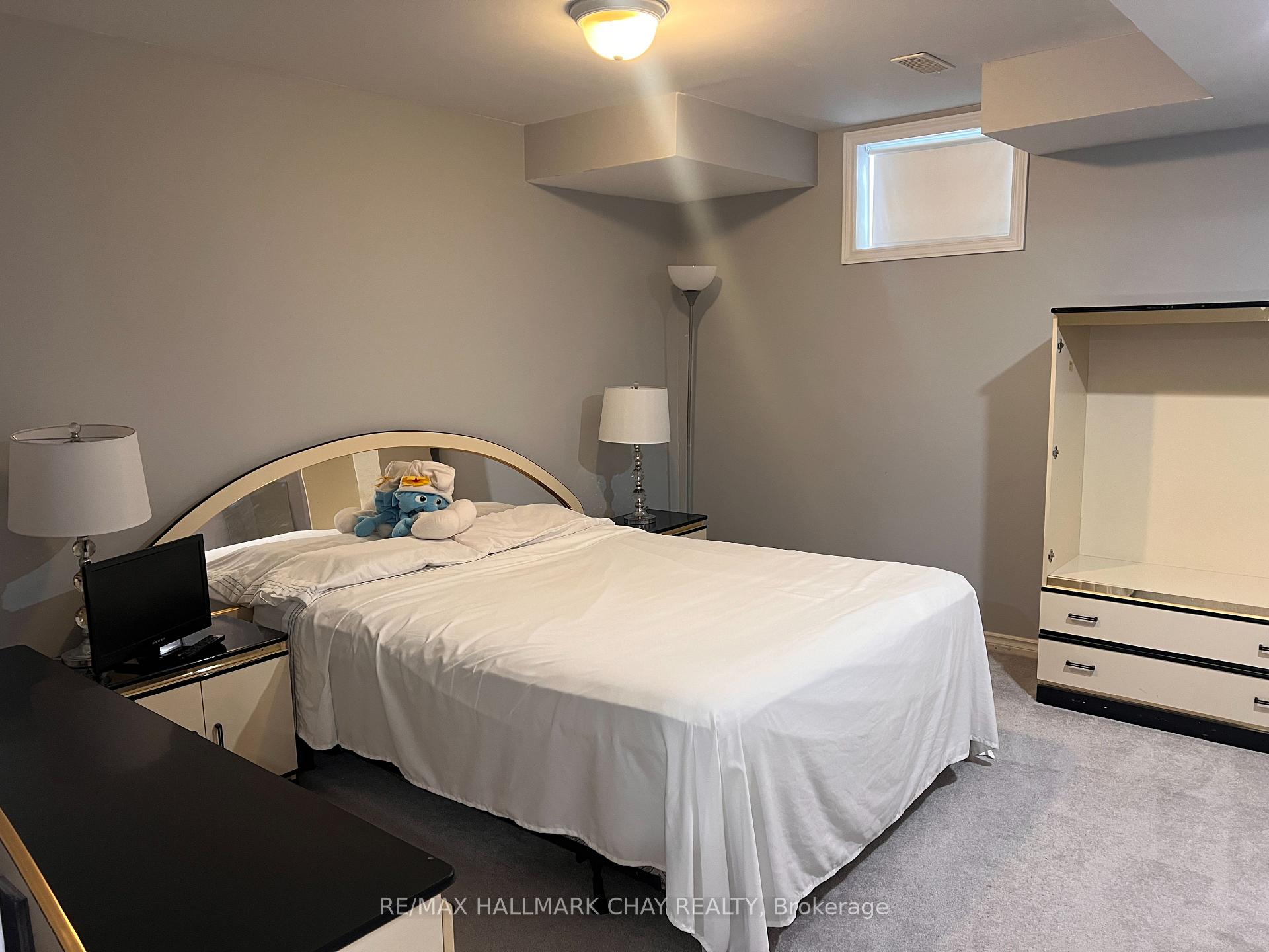 Photo 16 of 831 Cook Crescent, Shelburne — HOMEH