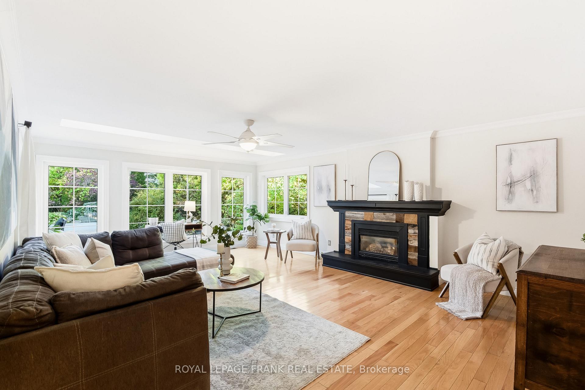 Photo 8 of 462 Kent Street, Scugog, Port Perry — HOMEH
