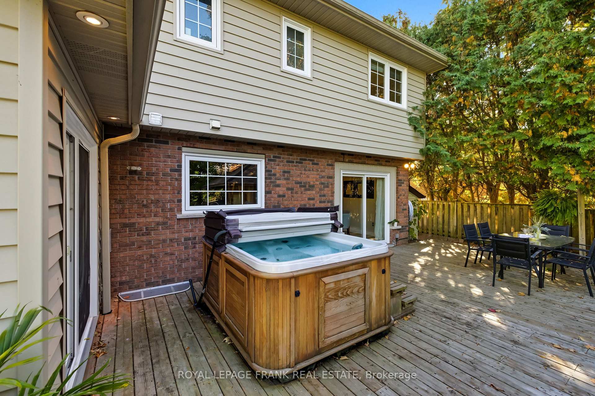 Photo 28 of 462 Kent Street, Scugog, Port Perry — HOMEH