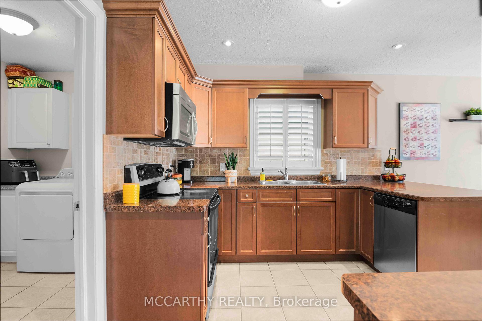 Photo 24 of 183 Muriel Street, Shelburne — HOMEH