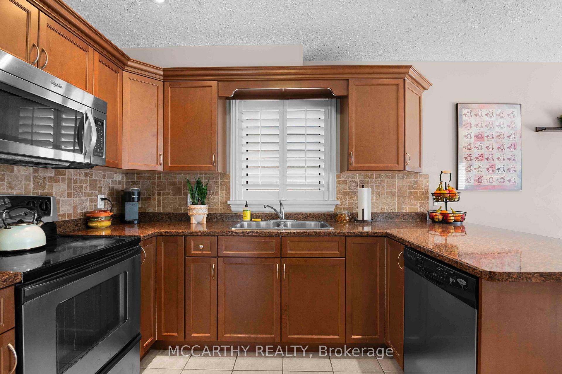 Photo 26 of 183 Muriel Street, Shelburne — HOMEH