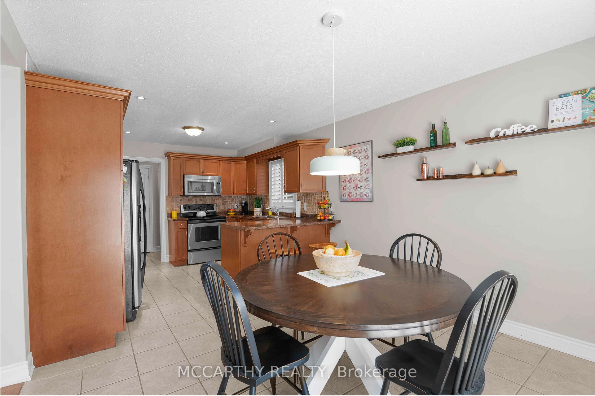 Photo 33 of 183 Muriel Street, Shelburne — HOMEH