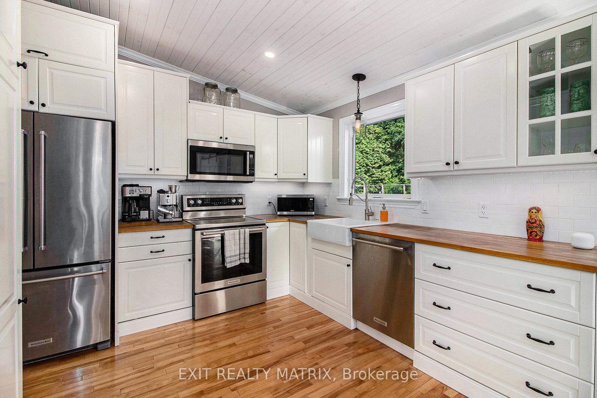 Photo 6 of 24 Ste Therese Boulevard, Embrun — HOMEH