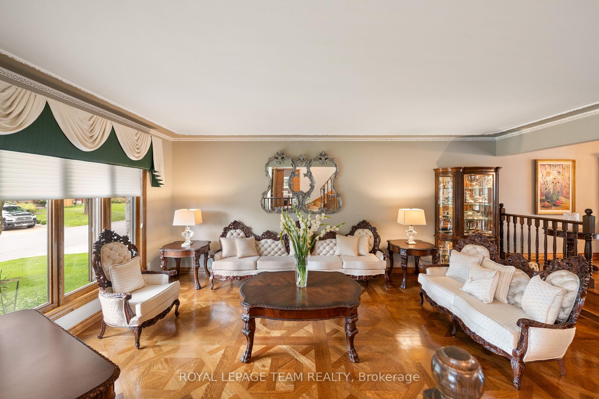 Photo 11 of 16 Jeremiah Place, Ottawa, Sheahan Estates/Trend Village — HOMEH