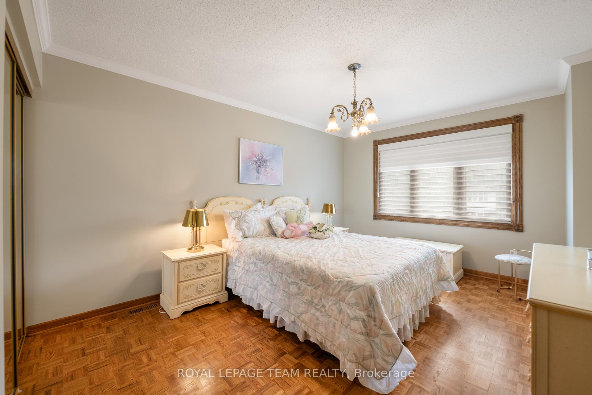 Photo 37 of 16 Jeremiah Place, Ottawa, Sheahan Estates/Trend Village — HOMEH