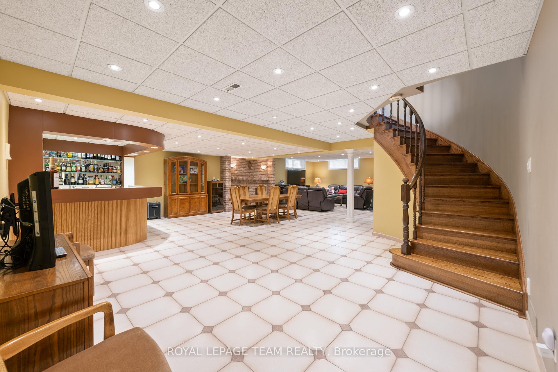 Photo 38 of 16 Jeremiah Place, Ottawa, Sheahan Estates/Trend Village — HOMEH