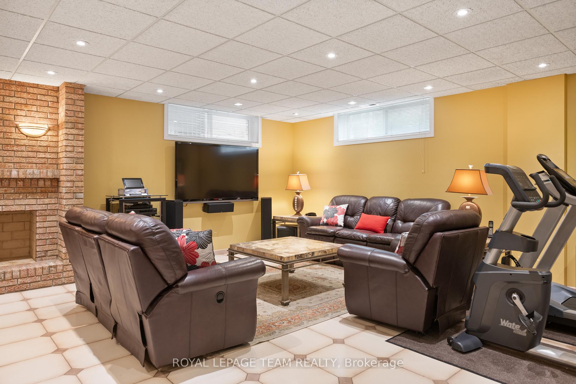 Photo 42 of 16 Jeremiah Place, Ottawa, Sheahan Estates/Trend Village — HOMEH