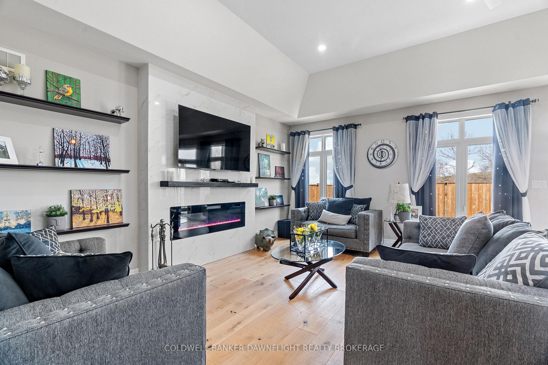 Photo 10 of 303 Hazelton Lane, South Huron, Exeter — HOMEH