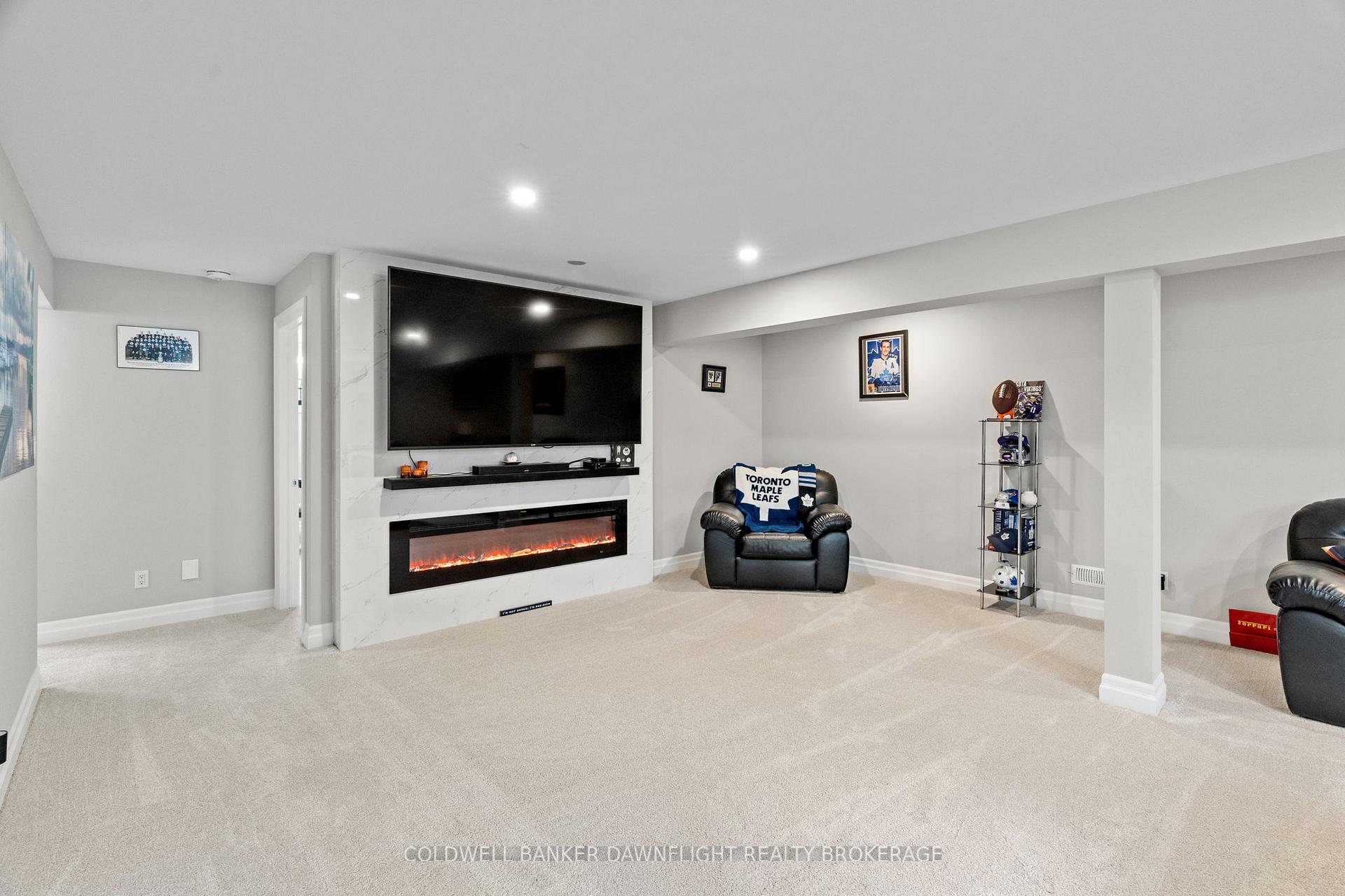 Photo 35 of 303 Hazelton Lane, South Huron, Exeter — HOMEH