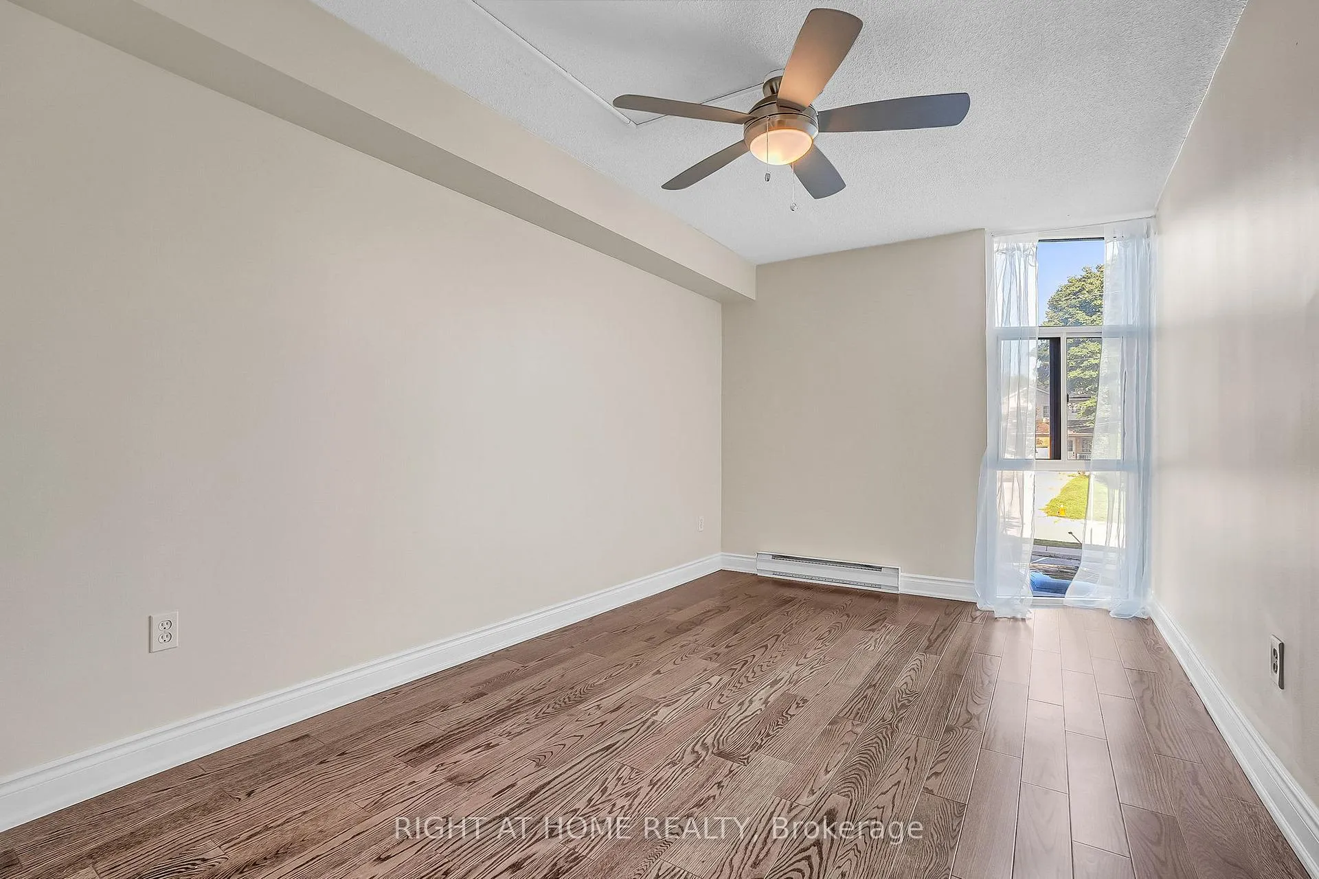 Photo 56 of Unit 110, 454 Centre Street S, Oshawa, Central — HOMEH