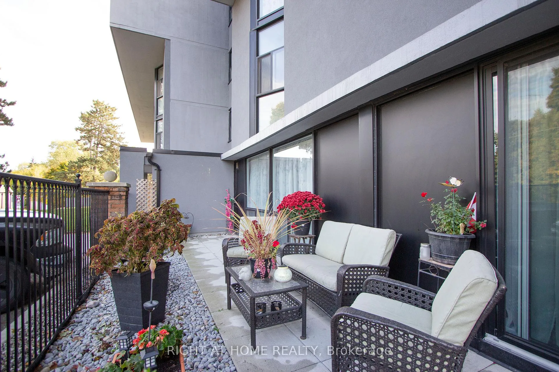 Photo 69 of Unit 110, 454 Centre Street S, Oshawa, Central — HOMEH