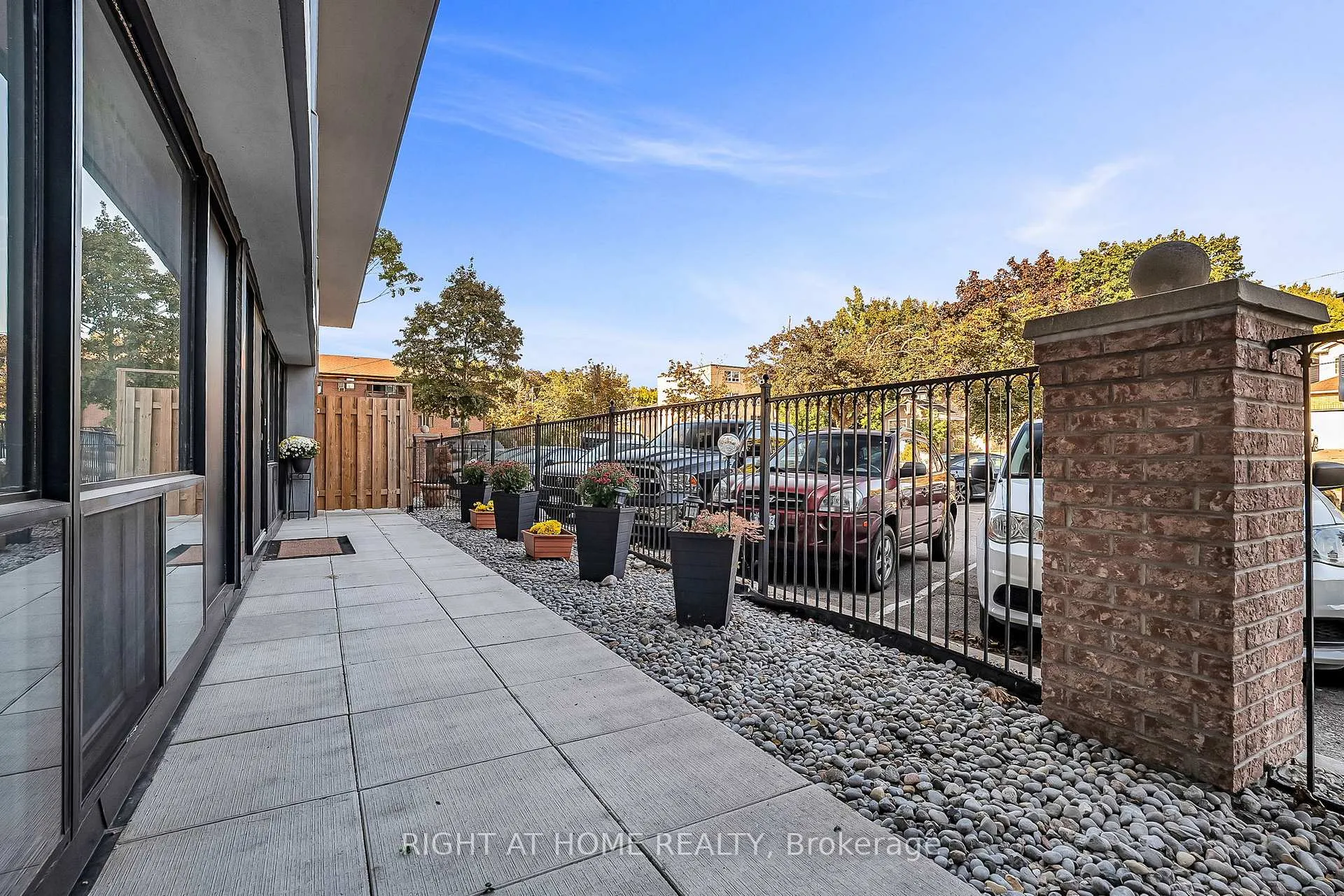 Photo 70 of Unit 110, 454 Centre Street S, Oshawa, Central — HOMEH